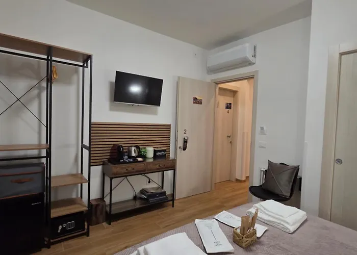 Arcobaleno Sulle 5 Terre 3* لا سبيتسْيا