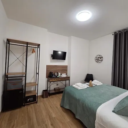 Arcobaleno Sulle 5 Terre Pensión 3*